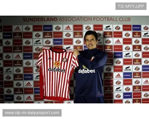 桑德兰黑猫强调反击速度，将重点利用右路推进